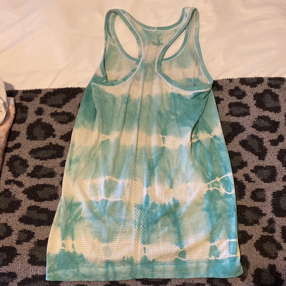 Lululemon Swiftly tech racerback tank top - Picture 2 of 3